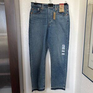 Levis Wedgie Straight- New  W"31" L"28"
